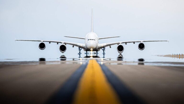 Live Flight Tracker